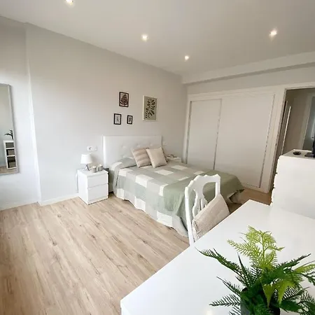 Apartamento Bright In The Center Of *