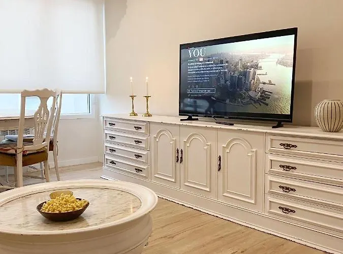 Bright In The Center Of * 桑坦德