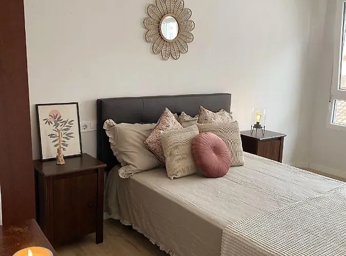 公寓 Bright In The Center Of *